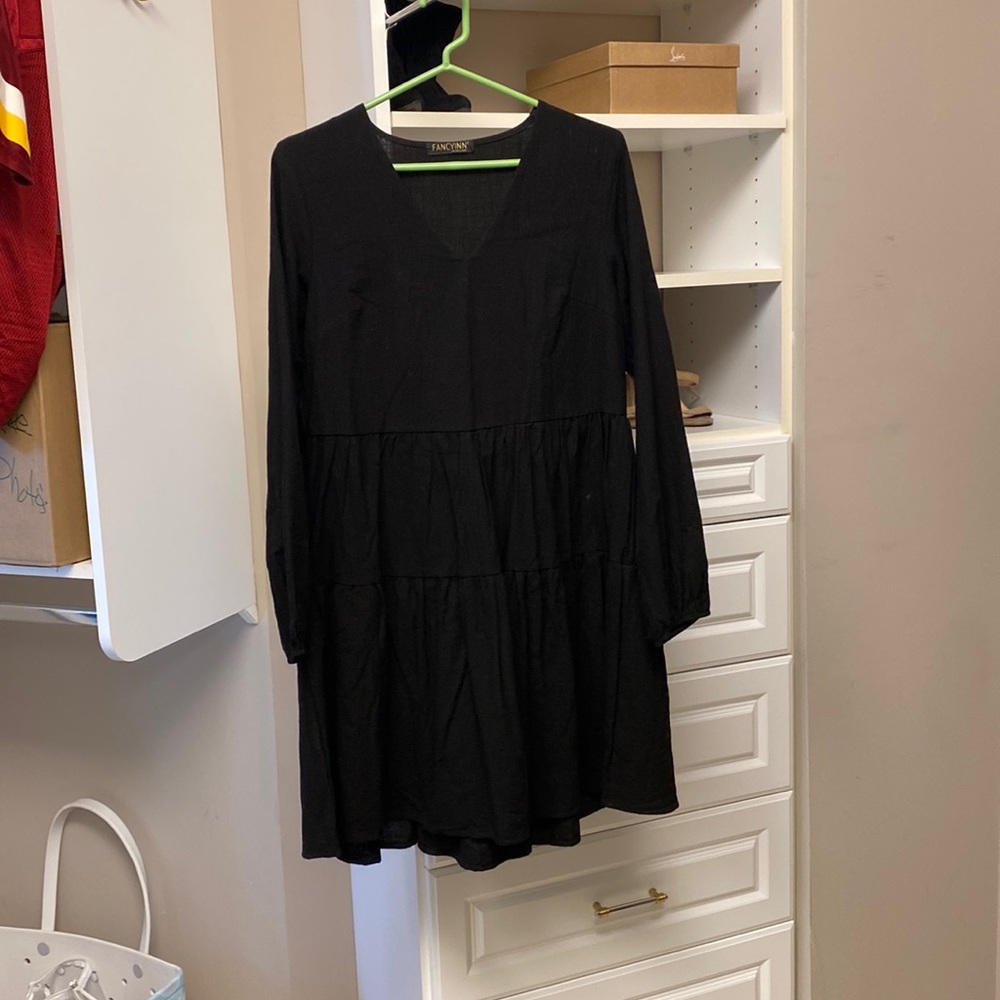 Black long sleeve dress